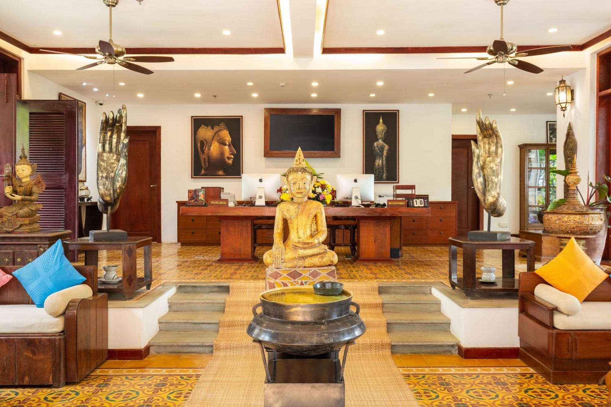 Montra Nivesha Residence Siem Reap Bagian luar foto